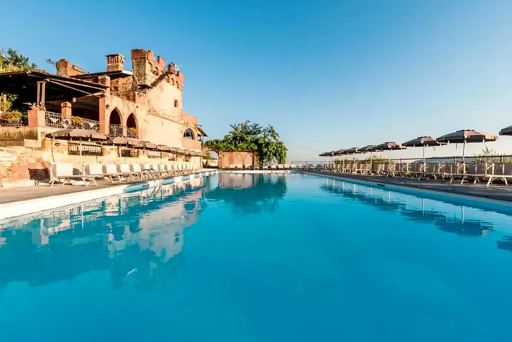 The pool below the fortress at Ippotur